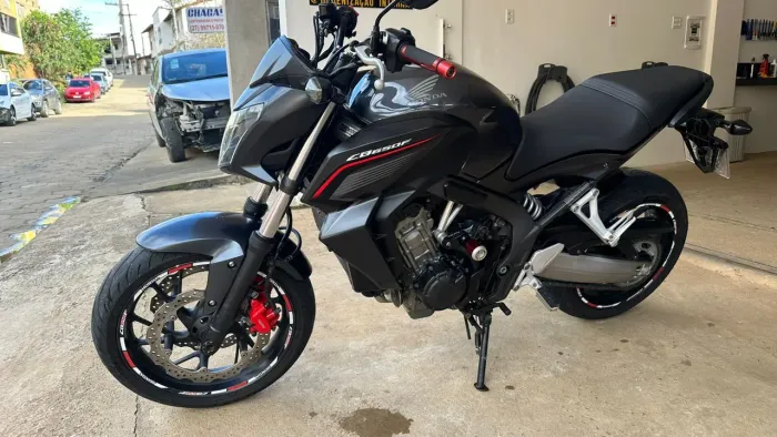 CB 650F 2015 LUXO