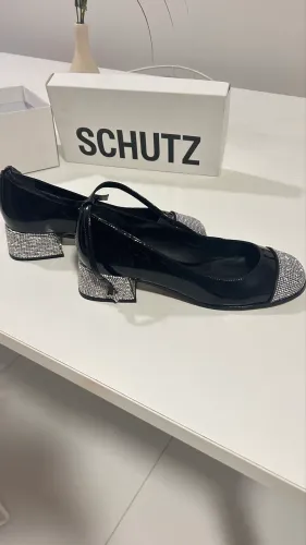 Sapatilha SCHUTZ