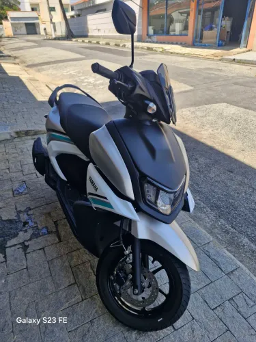 Yamaha Zr125 Híbrida Ano 2027