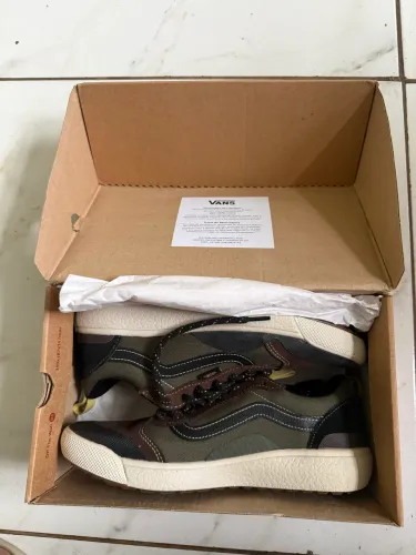 Tênis Vans Original sem uso