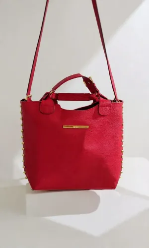 Bolsa Vermelha com Tachinhas na lateral,Santa Lolla