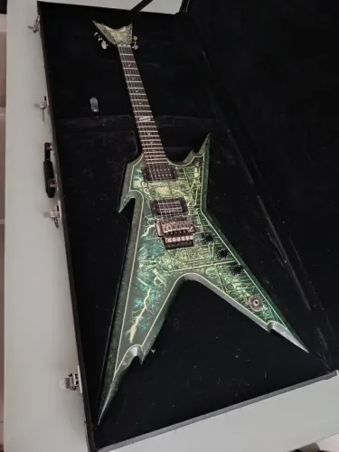 Guitarra Dean Dimebag Darrell Razorback Cemetery Gates