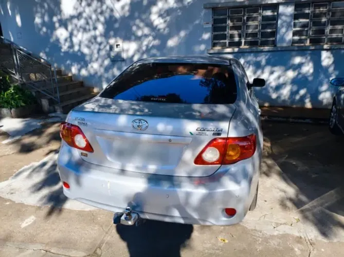 Toyota Corolla GLI 1.8 Flex 16V Aut. 2011