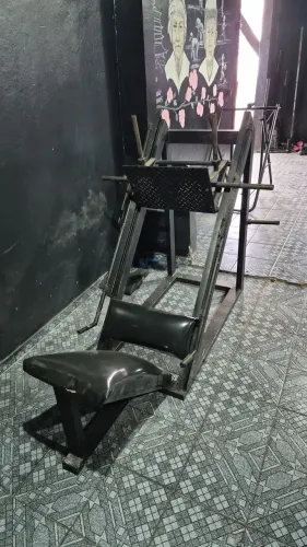 Leg press - Academia