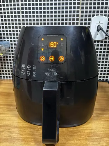 Air Fryer em ótimo estado - Aproveite essa oportunidade!
