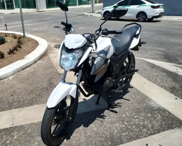 YAMAHA FAZER 150 2014 - BRANCA - REVISADA E ECONÔMICA - PRONTA PRA RODAR