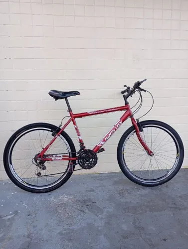 Vendo ou troco bike aro 26 em aro 29 do meu agrado