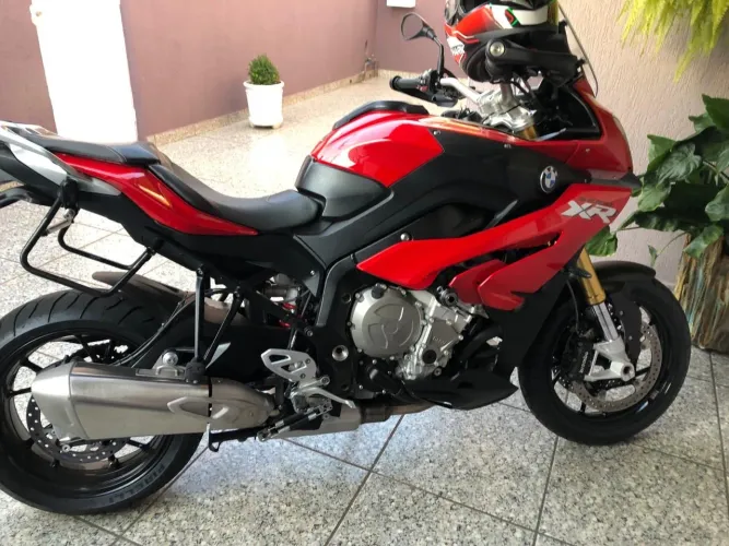 BMW S1000 XR 2016 Vermelha | 45.000 km | Excelente estado