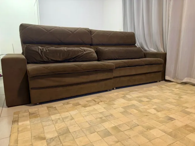 SOFÁ RETRÁTIL GRANDE - 2,88M | R$ 1.500