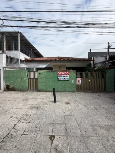 Casa comercial 353 m² em terreno de 390 m² na Praia do Canto
