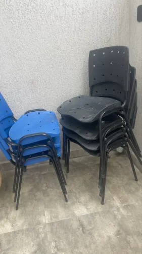 Cadeiras plastifica