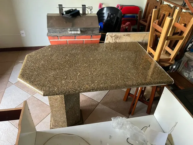 Mesa de granito