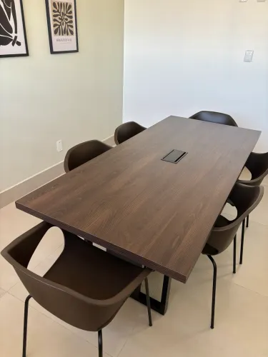 Mesa de Reunião 6 lugares Diretor (Nova / Nunca Usada)