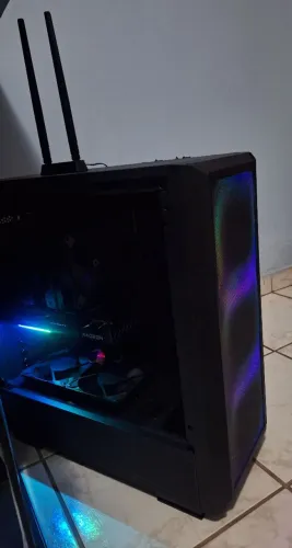 Pc gamer completo/ Ryzen 7 7800x3d, Rx9060 XT 16GB