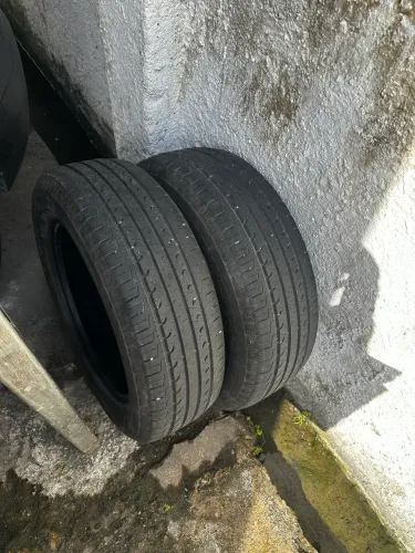 Pneus 215/60r17 Goodyear