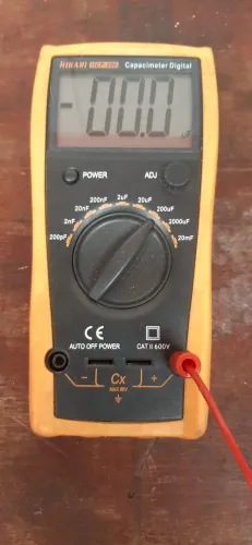 Capacímetro Hikari profissional funcionando perfeitamente 