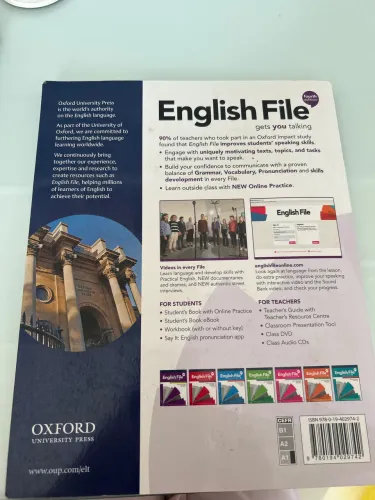 Livro English File Biginner B (Express 2)