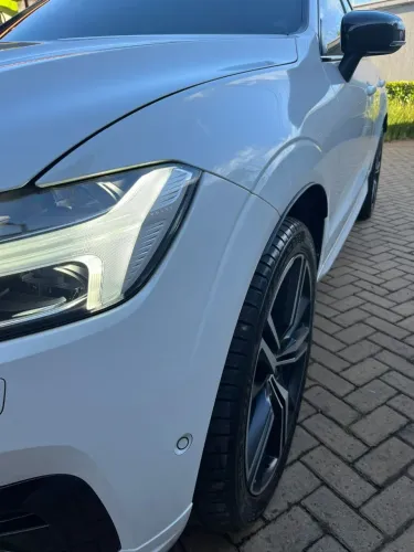 Volvo XC 60 T-5 R-design 2.0 AWD 5P 2018