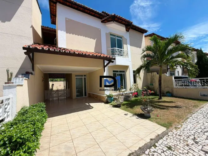 Casa com 3 dormitórios à venda, 136 m² por R$ 619.900 - Centro - Eusébio/CE