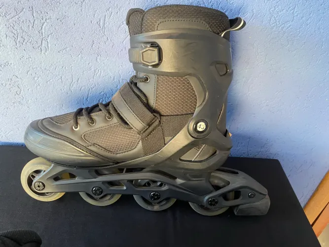 Patins Inline FIT100 Oxelo Preto 41(Brasil) 