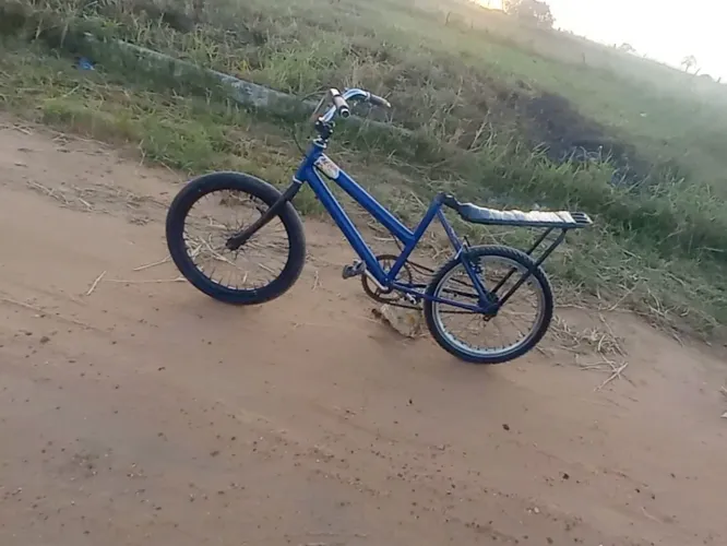 bicicleta aro 20 montadinha usada para vender e trocar