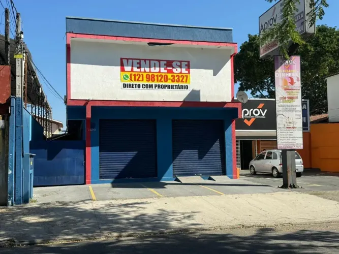 Ponto comercial/Loja/Box para venda possui 420 metros quadrados