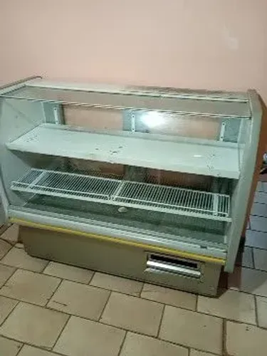 Balcão Refrigerado Expositor + Caixa Registradora Sharp - R$ 600 os dois