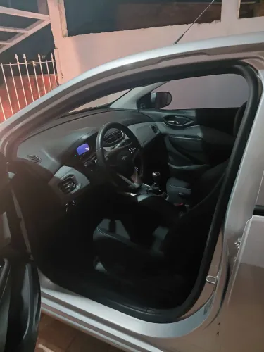 Chevrolet Onix Hatch LT 1.0 8V Flex Mec. 4P 2019
