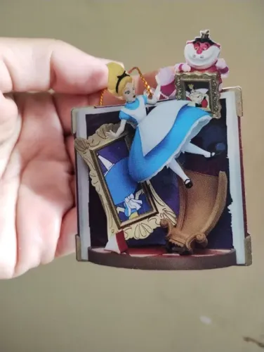 Ornamento Alice no País das Maravilhas Disney