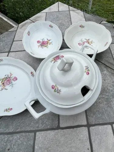 Jogo de Porcelanas Steatita - Schimith (Sopeira e travessas) - Leia abaixo