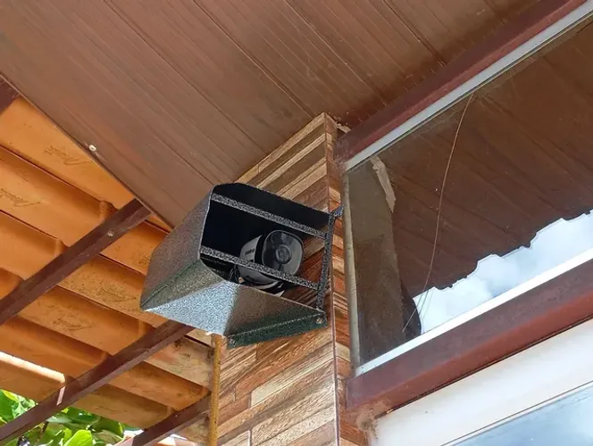 Kit 4 câmeras Intelbras instalado