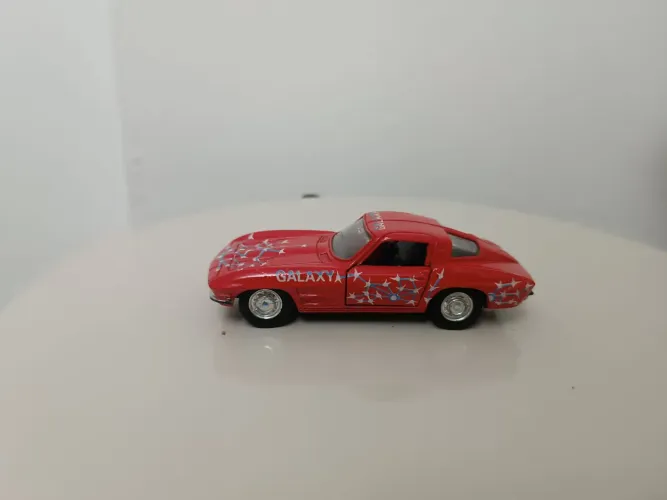 Lote de 06 miniaturas, 05 da marca Sunnyside e 01 da Kintoy, escala 1:38.