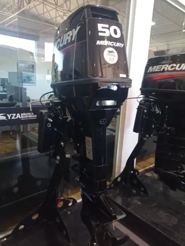 Motor 50hp com comando a distância 