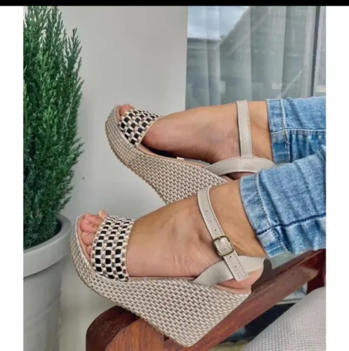 Sandália