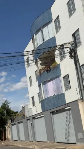 Apartamento para venda com 85 metros quadrados com 3 quartos