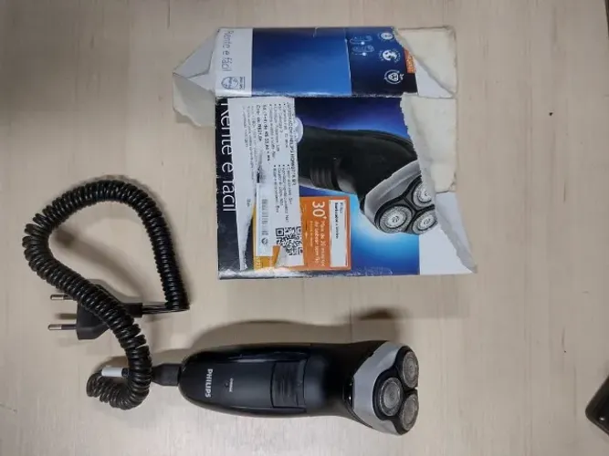 Barbeador elétrico Philips