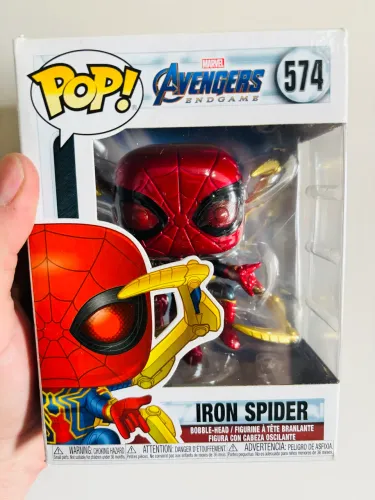 FUNKO POP MARVEL IRON SPIDERMAN 574