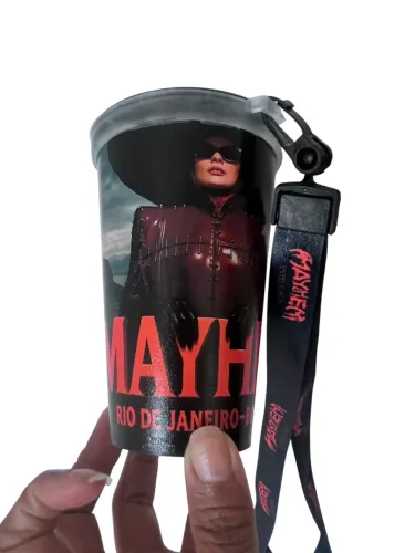 Copo Lady Gaga Mayhem no Rio de Janeiro com tirante 