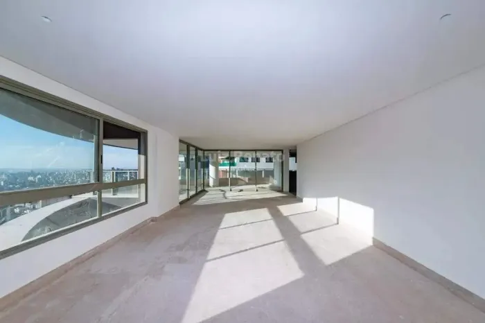 Apartamento à venda no bairro Santa Lúcia