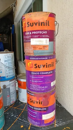 Tinta Suvinil fosco acabamento parede cada uma r$ 80