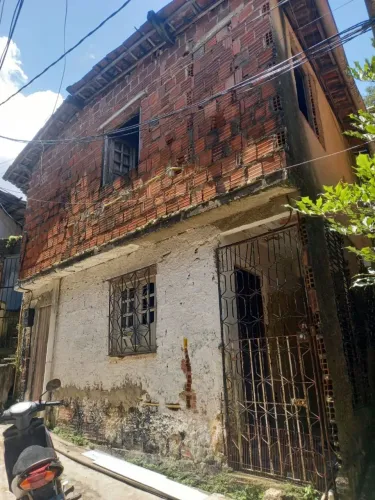 Casa térreo e primeiro andar 