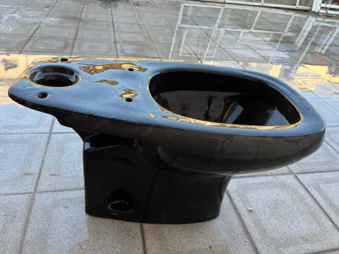 Vaso Sanitário e Pia de Mármore 