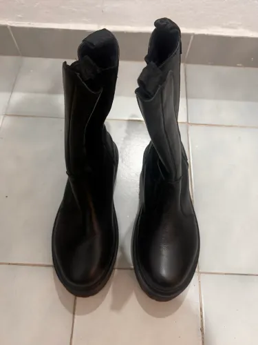 Bota feminina Ellus cano alto 