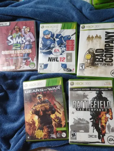 Jogos XBOX 360 Originais: Gears of War, NHL 12 e The Sims 2