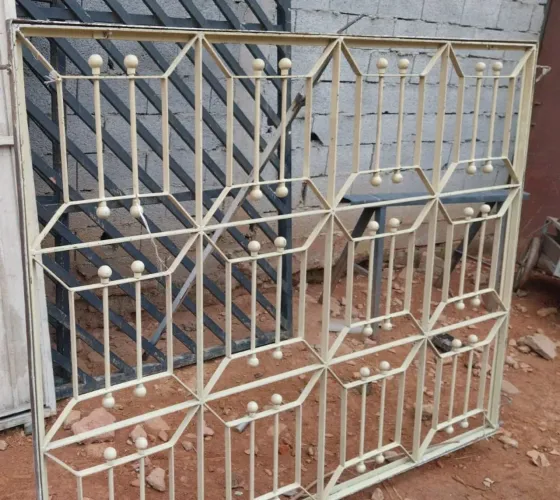 Grade para Vitro 2.00x1.60 Basculante