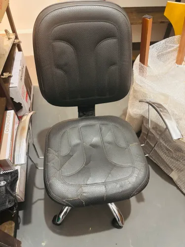 CADEIRA DE ESCRITÓRIO