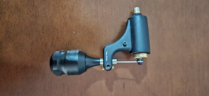 Máquina de tatuagem rotativa Five Moths