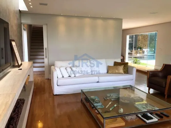 Sobrado à venda em Cotia, Chácaras São Carlos, com 4 suítes, com 525.89 m², Vintage - Arte