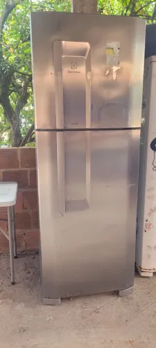 Geladeira frost free electrolux