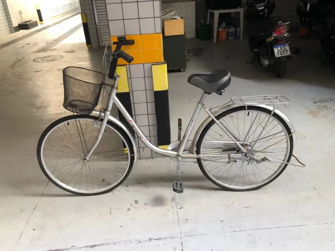 Bicicleta Aro 26 com Cesto